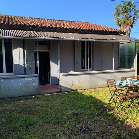 Ferienwohnung Jolie Medocaine Avec Jardin Saint-Estèphe Exterior foto